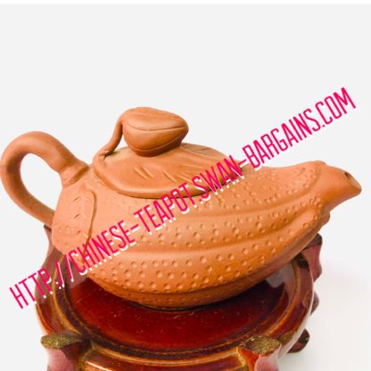 Small Red Chayote Lotus Leaf Motif Yixing Zisha Teapot